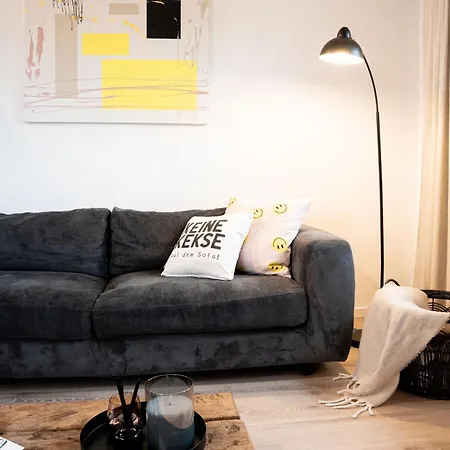 Stilvolles Fuer 4 Gaeste In Bester Lage In An Der Weinstrasse Appartement *